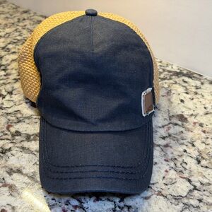 Roxy Navy and Tan straw trucker Cap with adjustable strap
